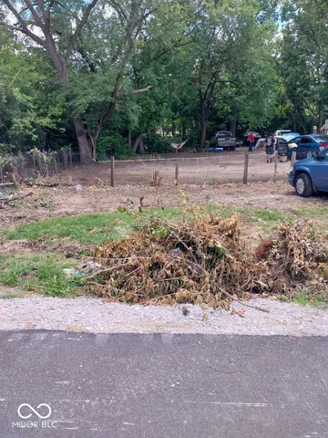 $15,000 | 827 Ingomar Street, Indianapolis, IN 46241