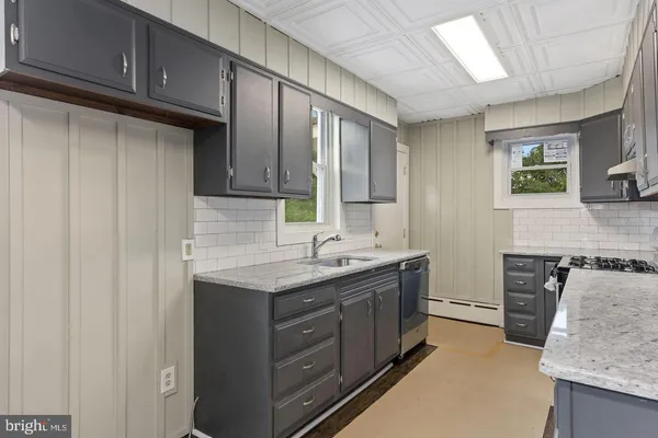 $2,950 | 120 White Horse Pike, Collingswood, NJ 08107