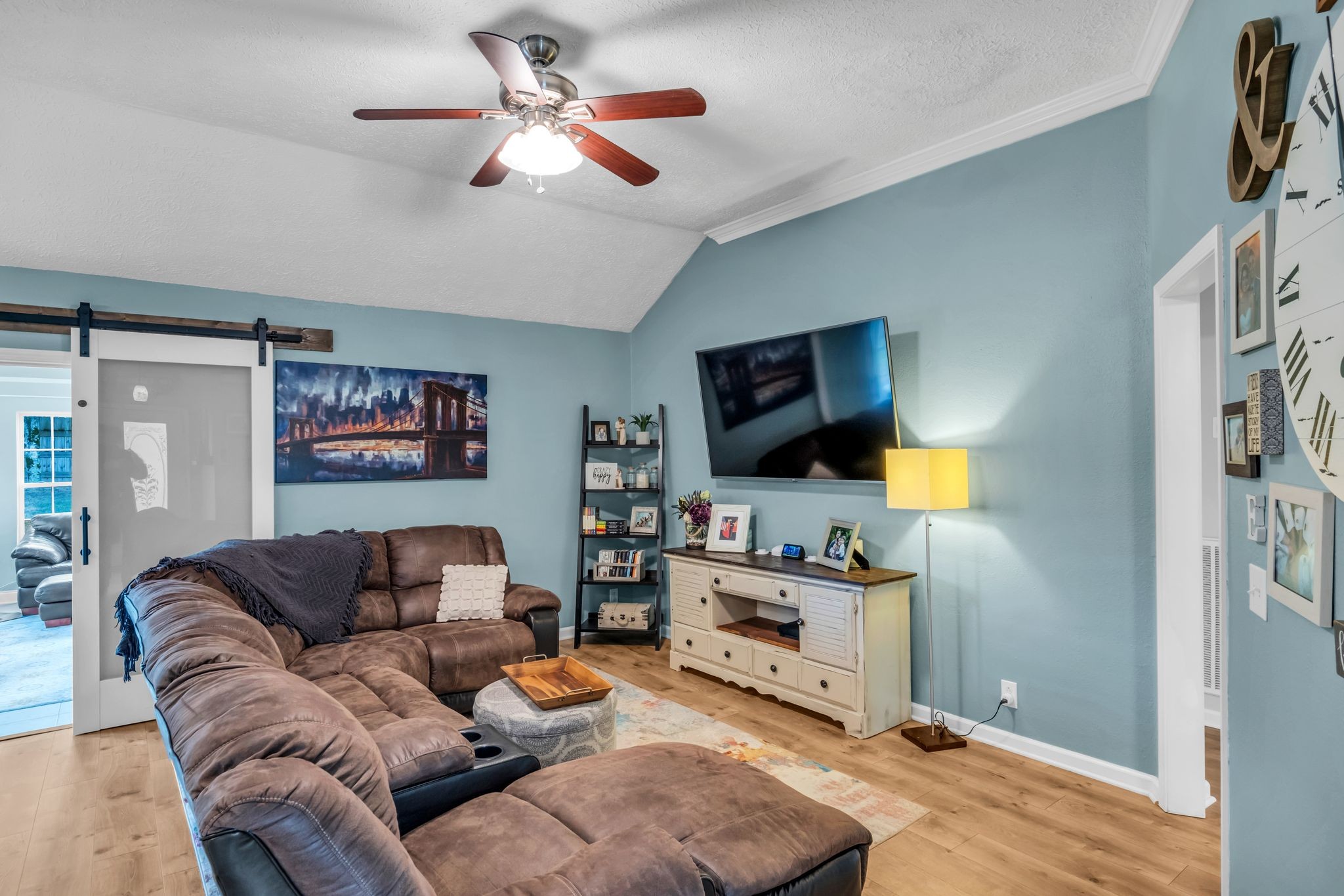 3940 Kedron Road Spring Hill, TN 37174 - Photo 4 of 37