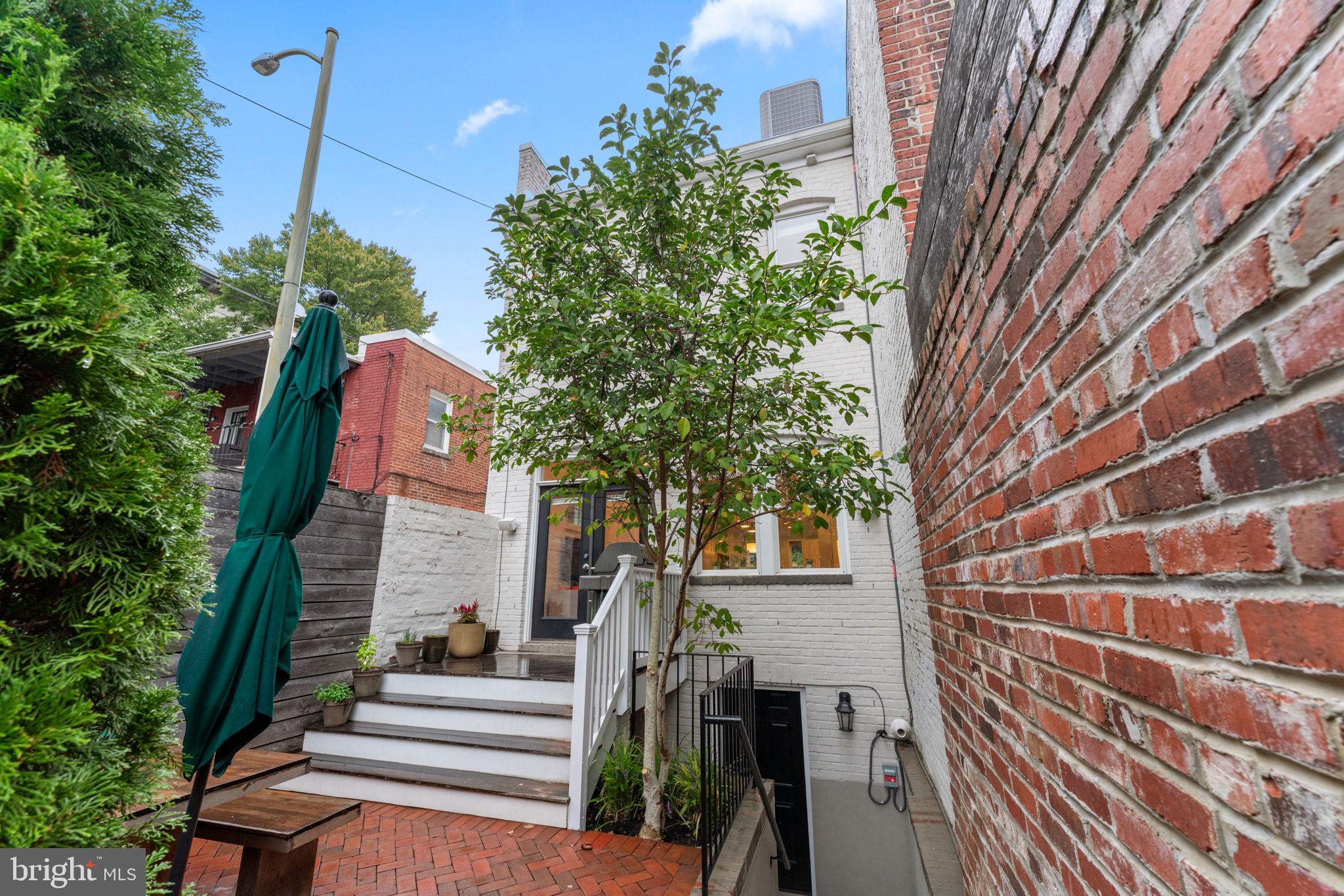 626 4th Street Northeast Washington, DC 20002 - Photo 33 of 43 View of back