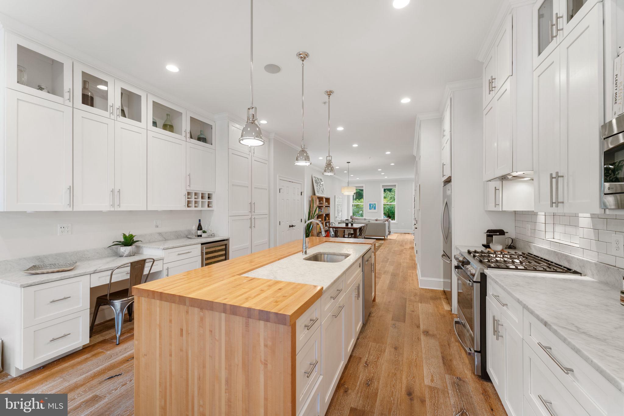 626 4th Street Northeast Washington, DC 20002 - Photo 9 of 43 Custom wood island