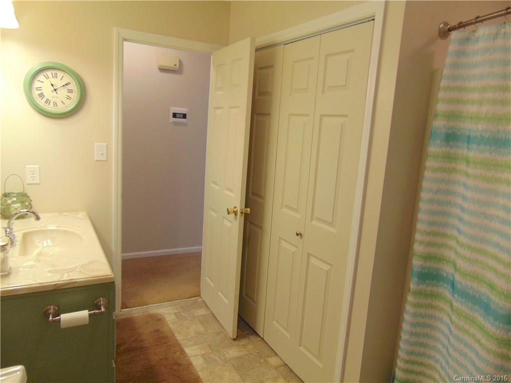 1594 Warf Road, Unit 17 Lexington, NC 27292 - Photo 11 of 23 Gallery Image 11