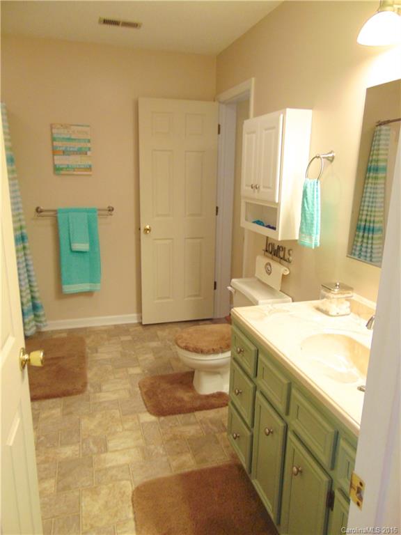 1594 Warf Road, Unit 17 Lexington, NC 27292 - Photo 9 of 23 Gallery Image 9