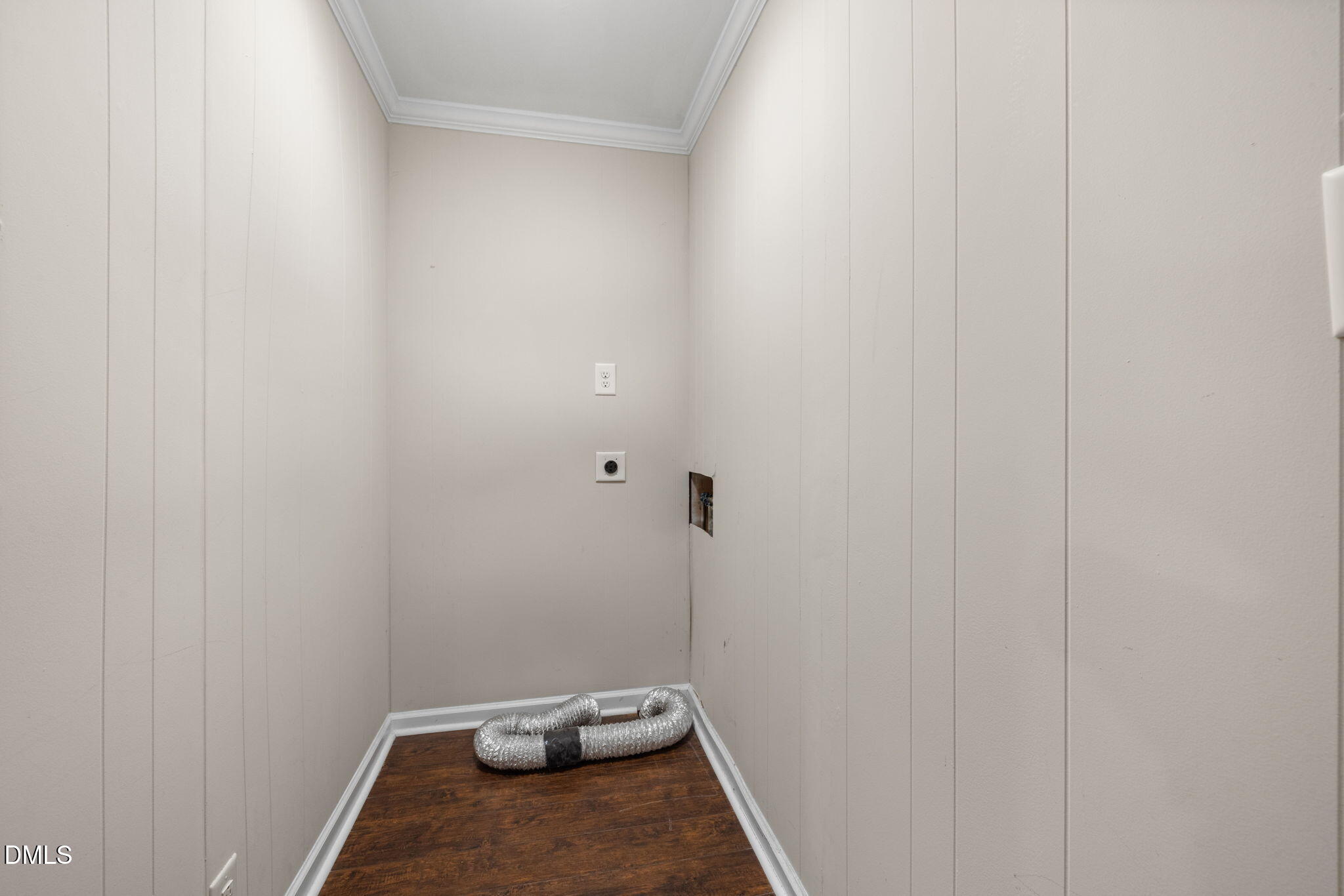 415 Bashford Road Raleigh, NC 27606 - Photo 17 of 33 a view of a room with racks on the wall