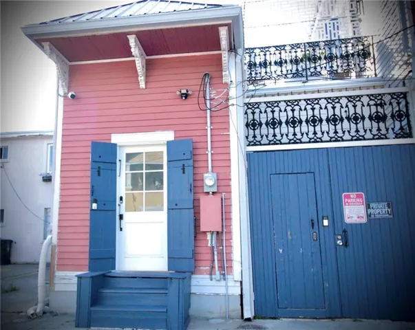 $1,500 | 1039 Henriette Delille Street, New Orleans, LA 70116