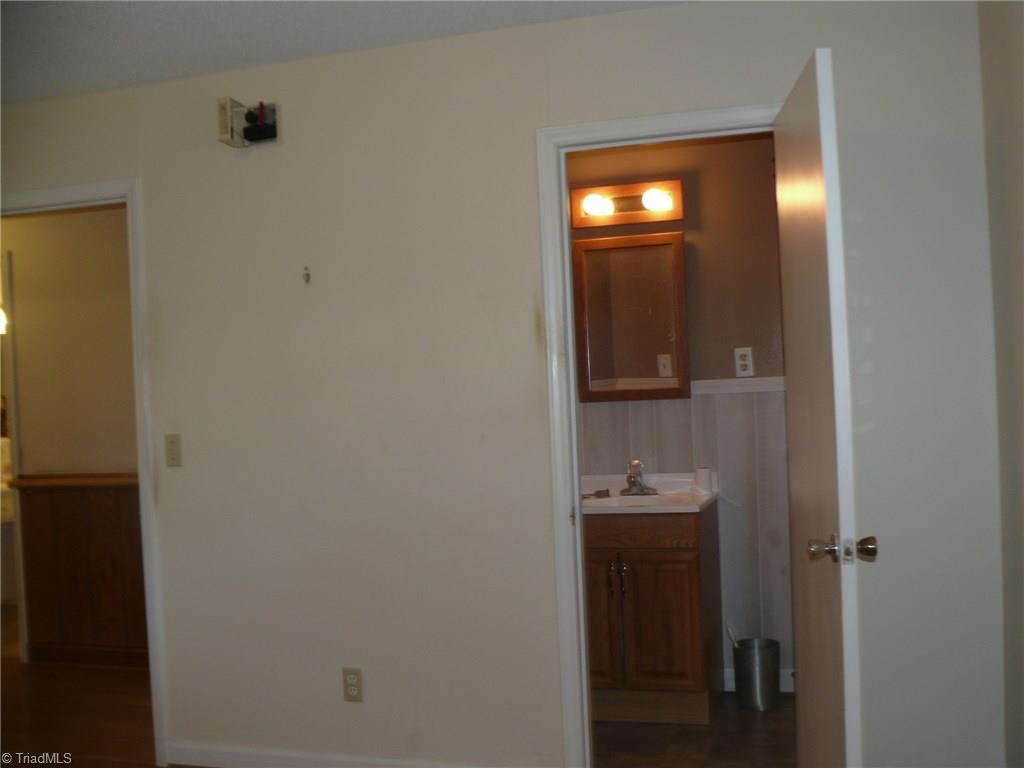 7538 Meadowbranch Road Seagrove, NC 27341 - Photo 20 of 26 Gallery Image 20