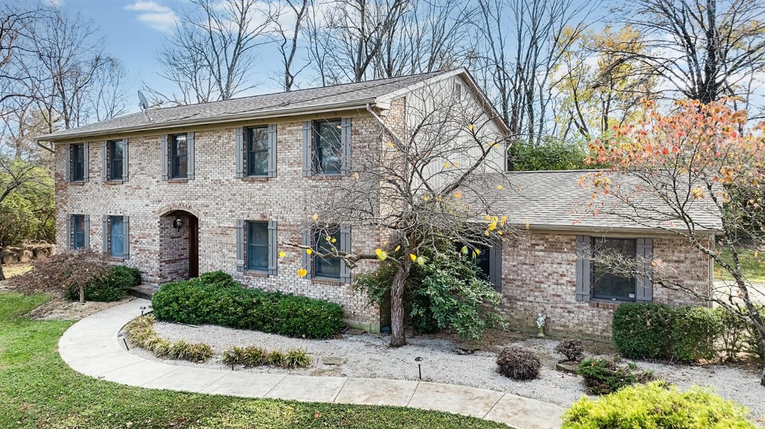 3147 Kleeman Road Cincinnati, OH 45211 - Photo 4 of 70