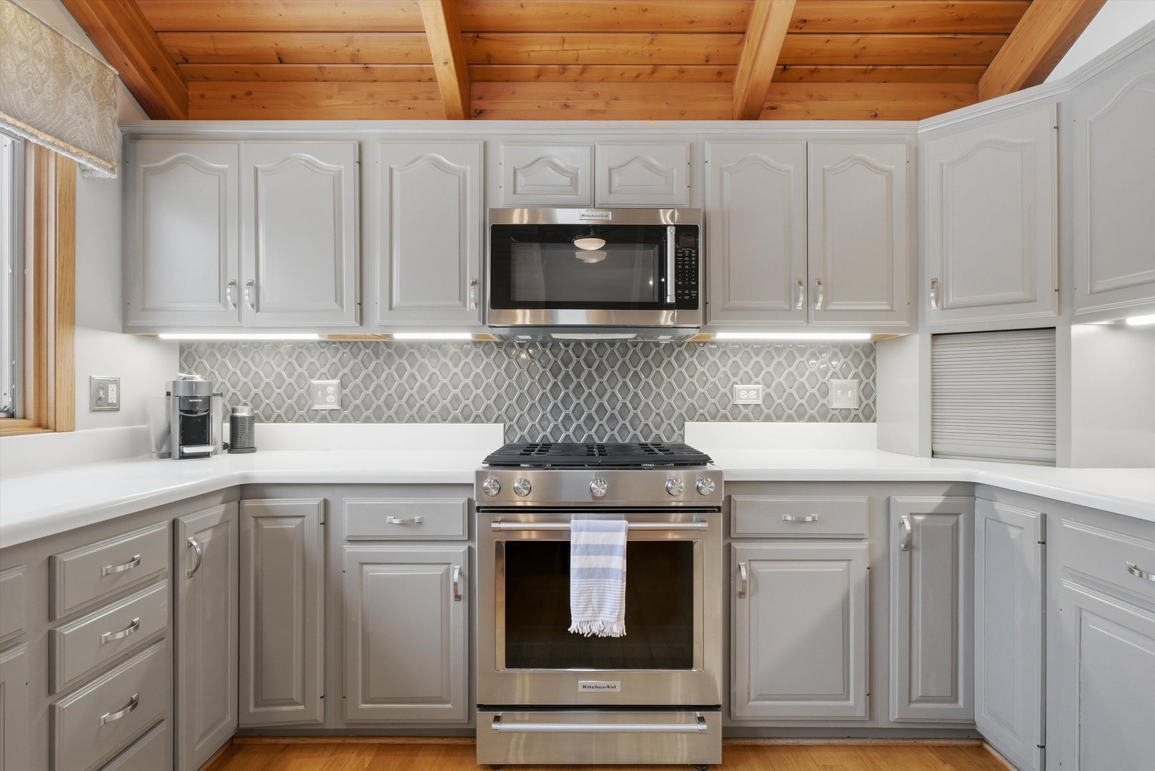320 West Russell Street Barrington, IL 60010 - Photo 22 of 43 a kitchen with cabinets appliances and a sink