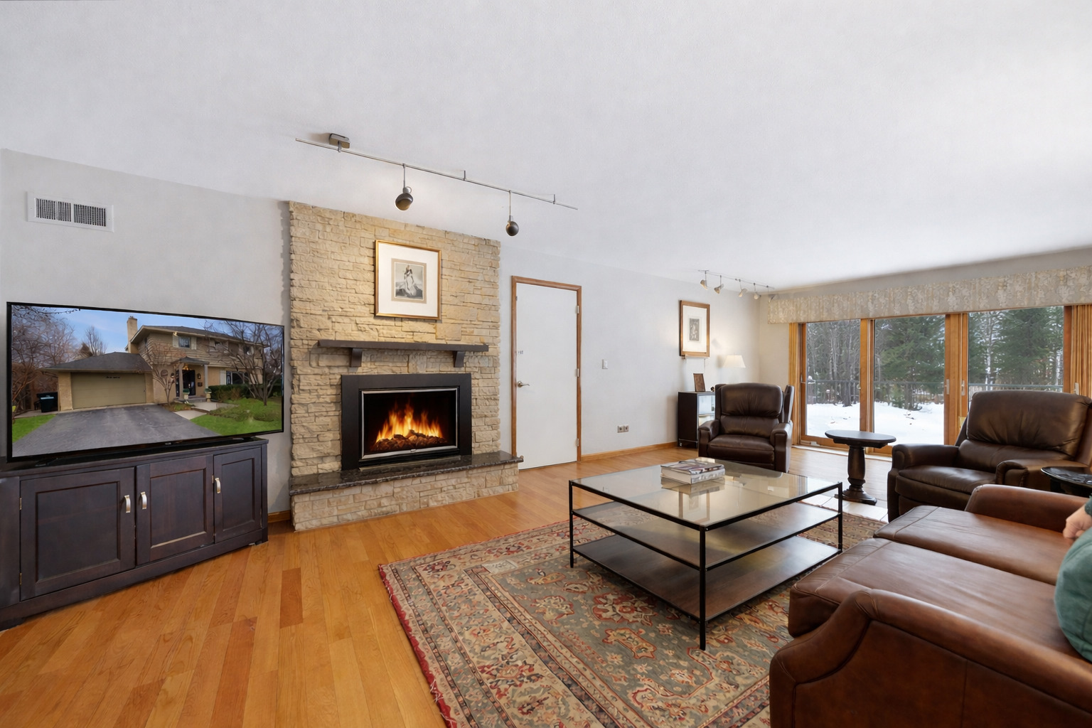 320 West Russell Street Barrington, IL 60010 - Photo 7 of 43