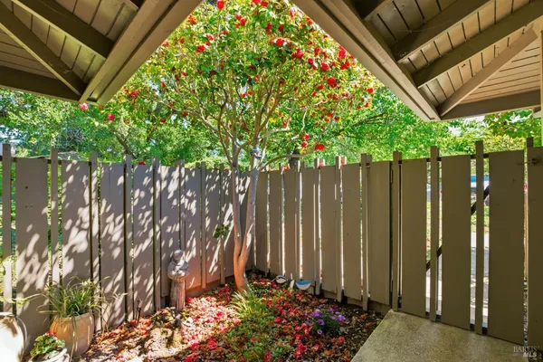 $1,395,000 | 150 Milliken Creek Drive, Napa, CA 94558