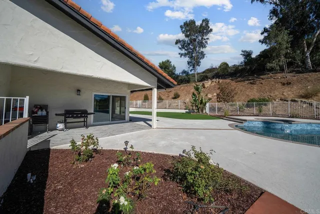 $2,149,999 | 1223 Burris Drive, El Cajon, CA 92019