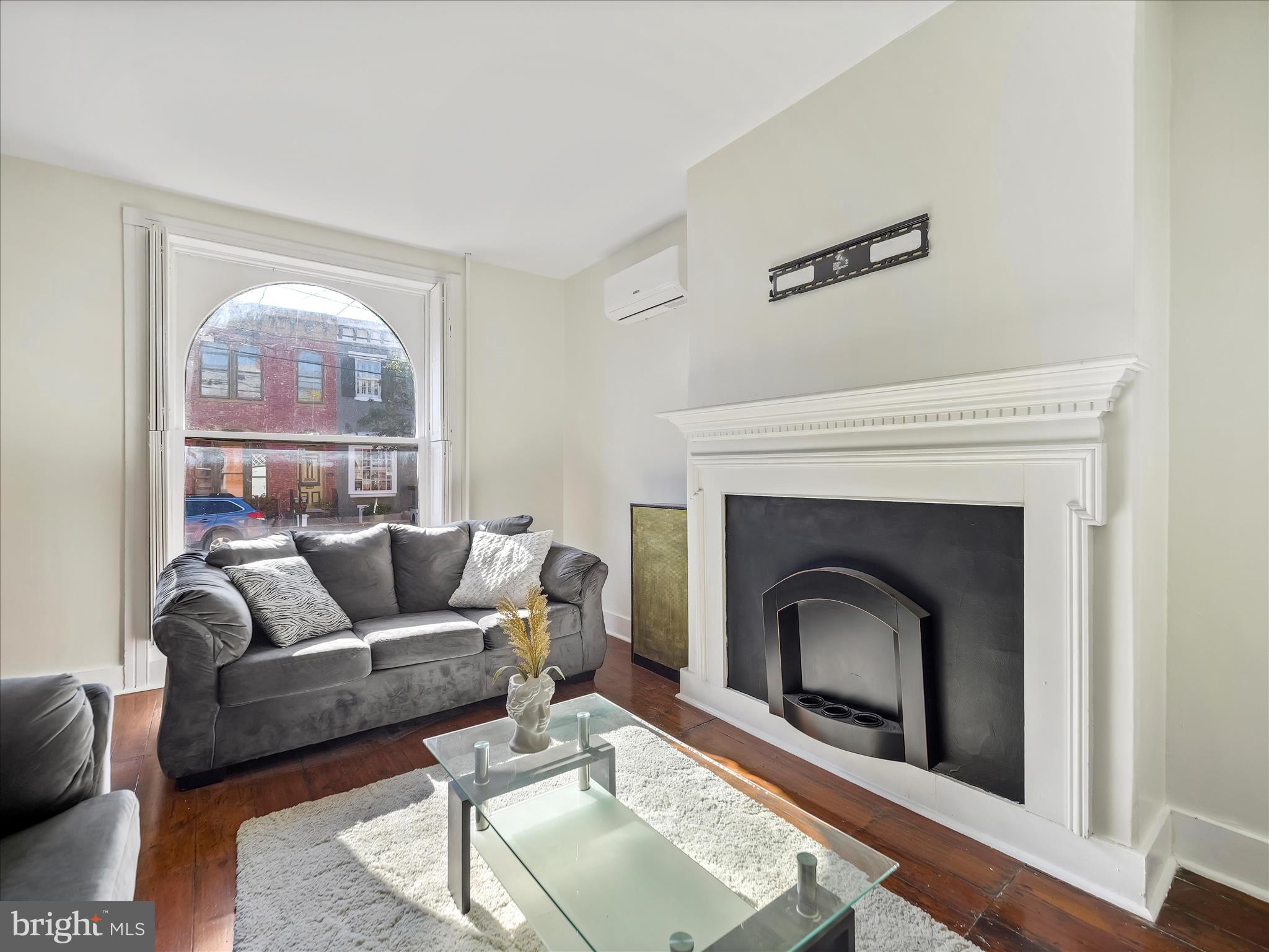 17 West 3rd Street Frederick, MD 21701 - Photo 3 of 48