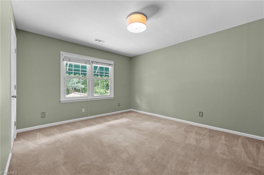 2216 Hoskins Road Burlington, NC 27215 - Photo 28 of 48 Gallery Image 28