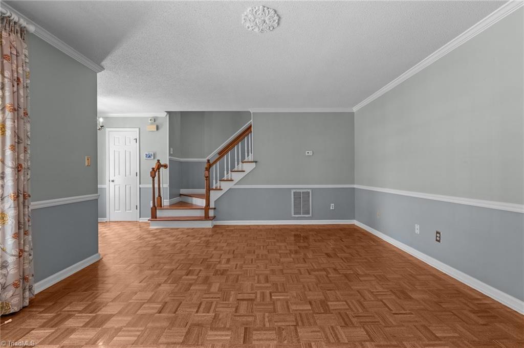 2216 Hoskins Road Burlington, NC 27215 - Photo 8 of 48 Gallery Image 8