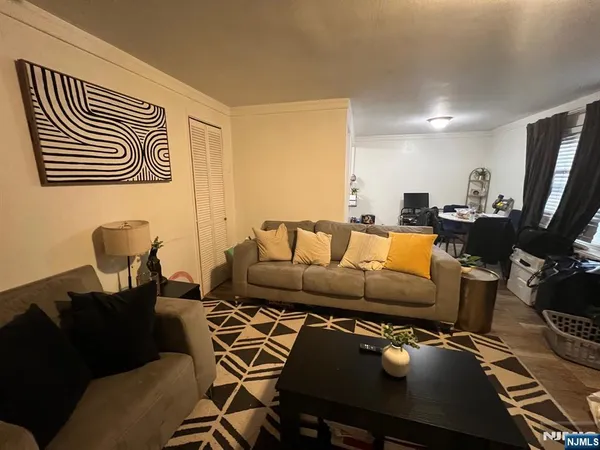 $2,500 | 2197 Center Avenue, Unit 197B, Fort Lee, NJ 07024