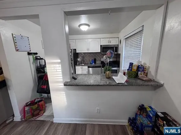 $2,500 | 2197 Center Avenue, Unit 197B, Fort Lee, NJ 07024