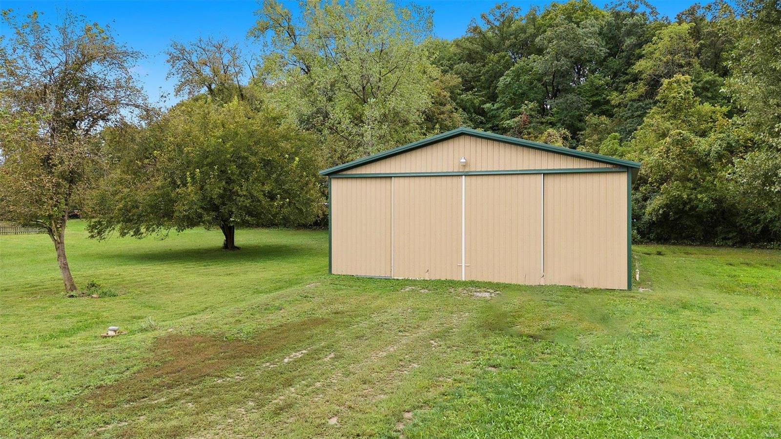 2442 Otten Road Millstadt, IL 62260 - Photo 33 of 38 Gallery Image 33