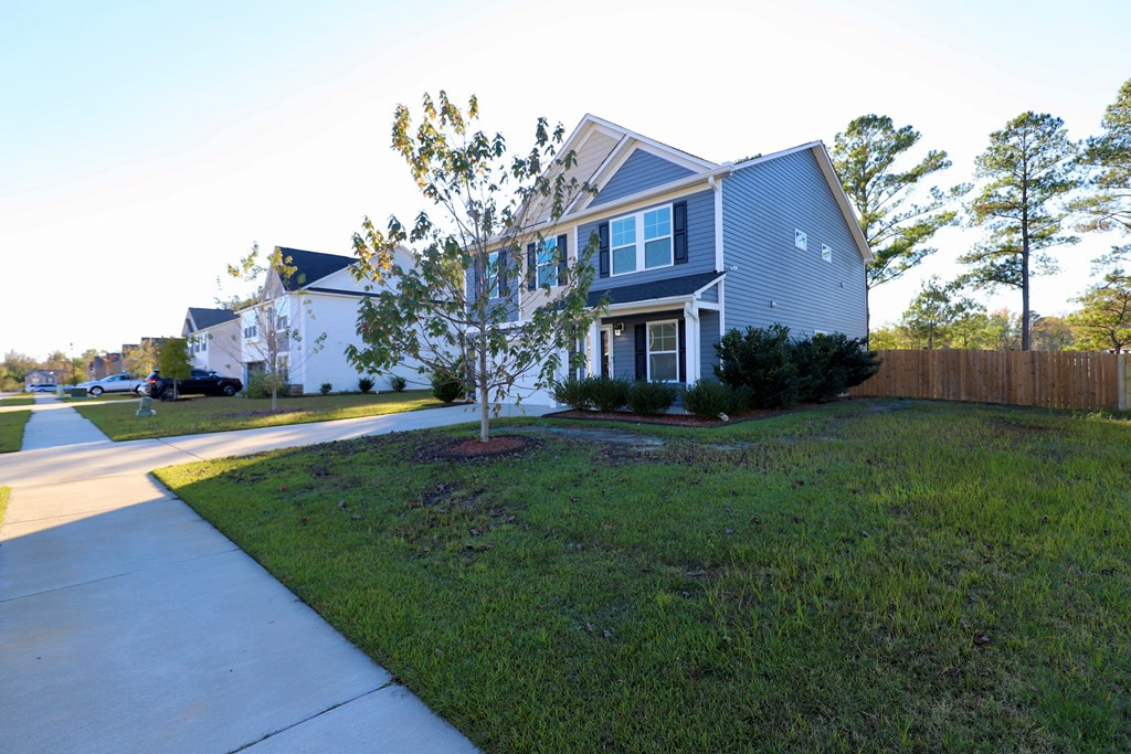 82 Ridge Cir Drive Camden, SC 29020 - Photo 3 of 74 Gallery Image 3