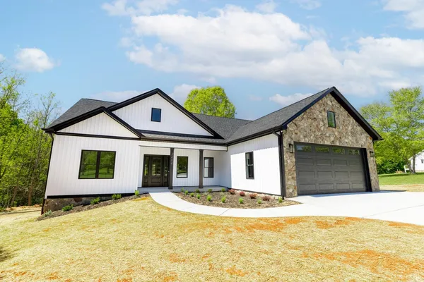 $499,000 | 2404 Twin Lake Drive, Bedford, VA 24523