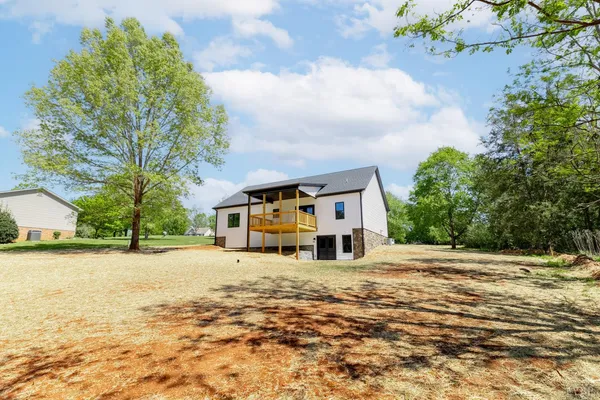 $499,000 | 2404 Twin Lake Drive, Bedford, VA 24523
