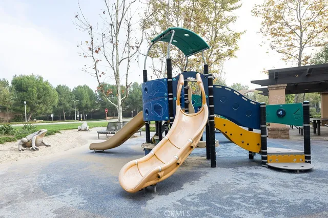 $5,000 | 89 Devonshire, Irvine, CA 92620