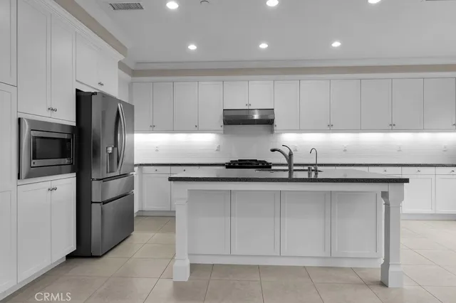 $5,000 | 89 Devonshire, Irvine, CA 92620