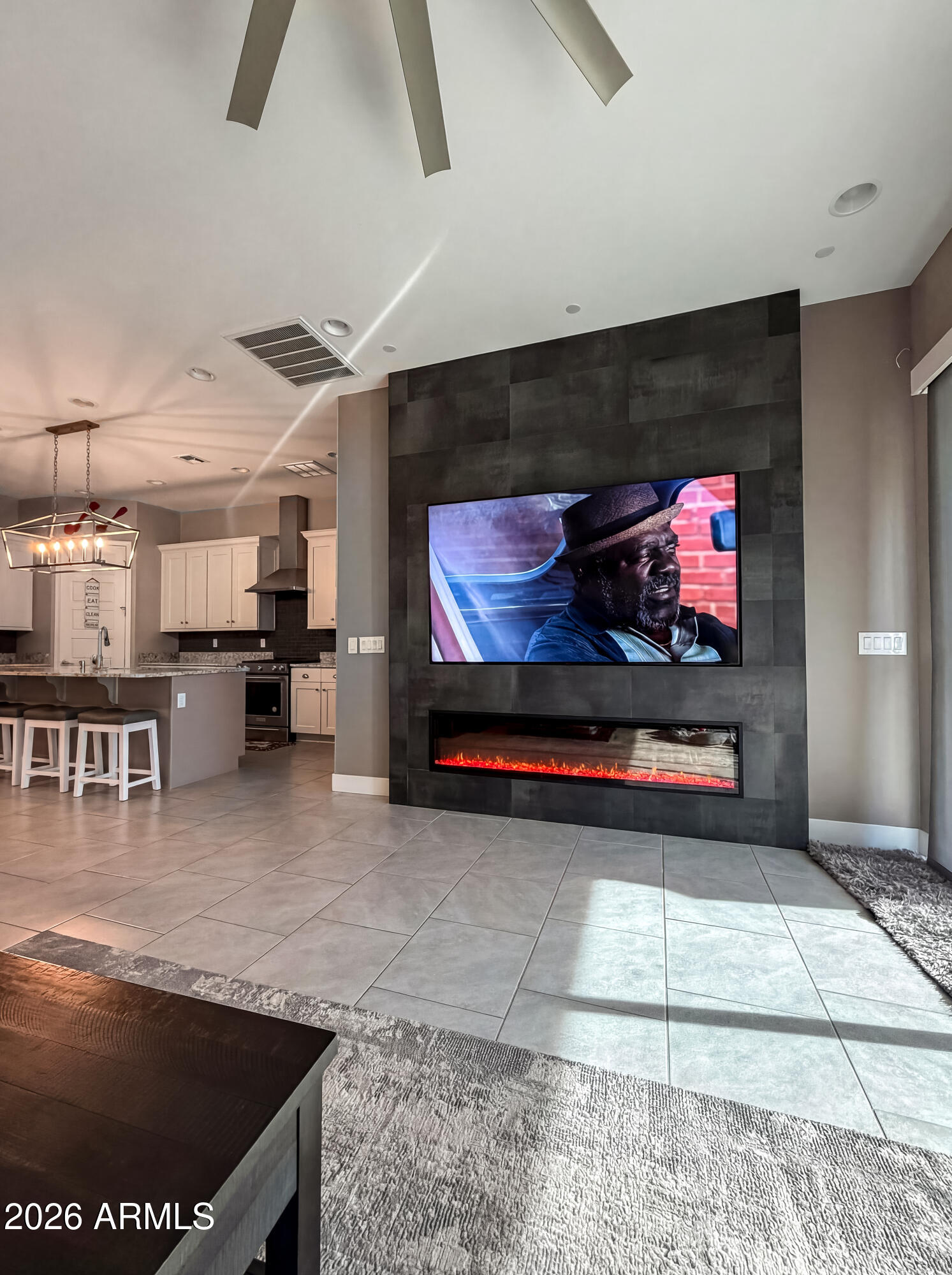 715 West Silver Fox Way Phoenix, AZ 85048 - Photo 10 of 26 fox 5