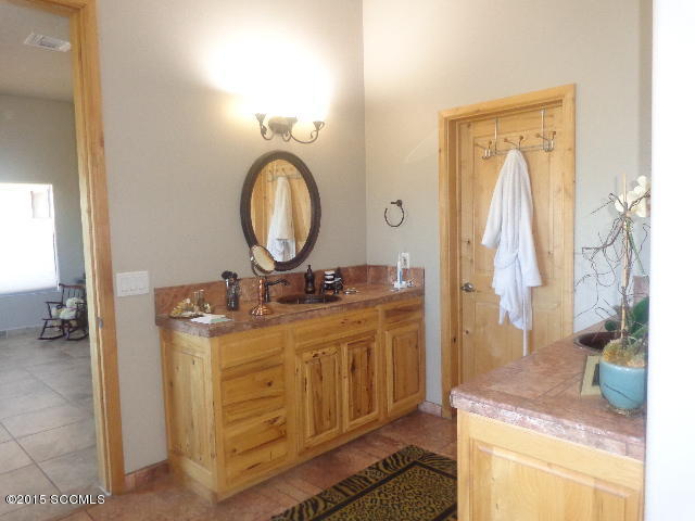 1481 Gale Lane Rio Rico, AZ 85648 - Photo 14 of 25