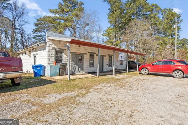 a car parked in front of a house
