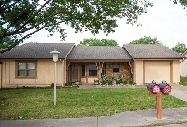 $139,000 | 18826 Sunrise Drive, Belton, MO 64012