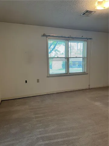 $139,000 | 18826 Sunrise Drive, Belton, MO 64012