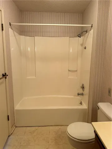 $139,000 | 18826 Sunrise Drive, Belton, MO 64012