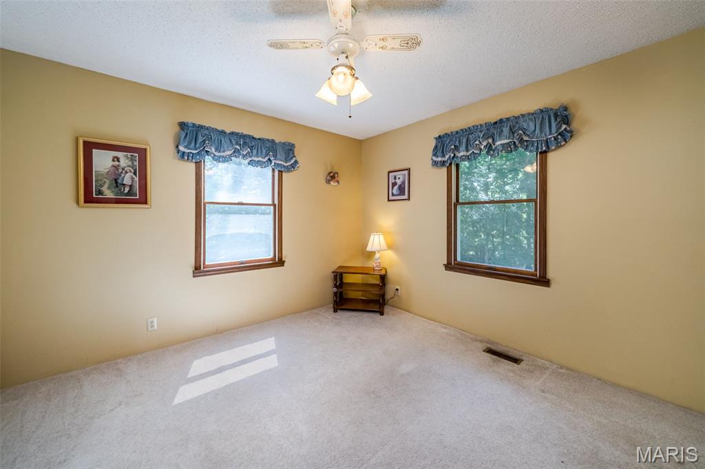 862 College Road Union, MO 63084 - Photo 22 of 46