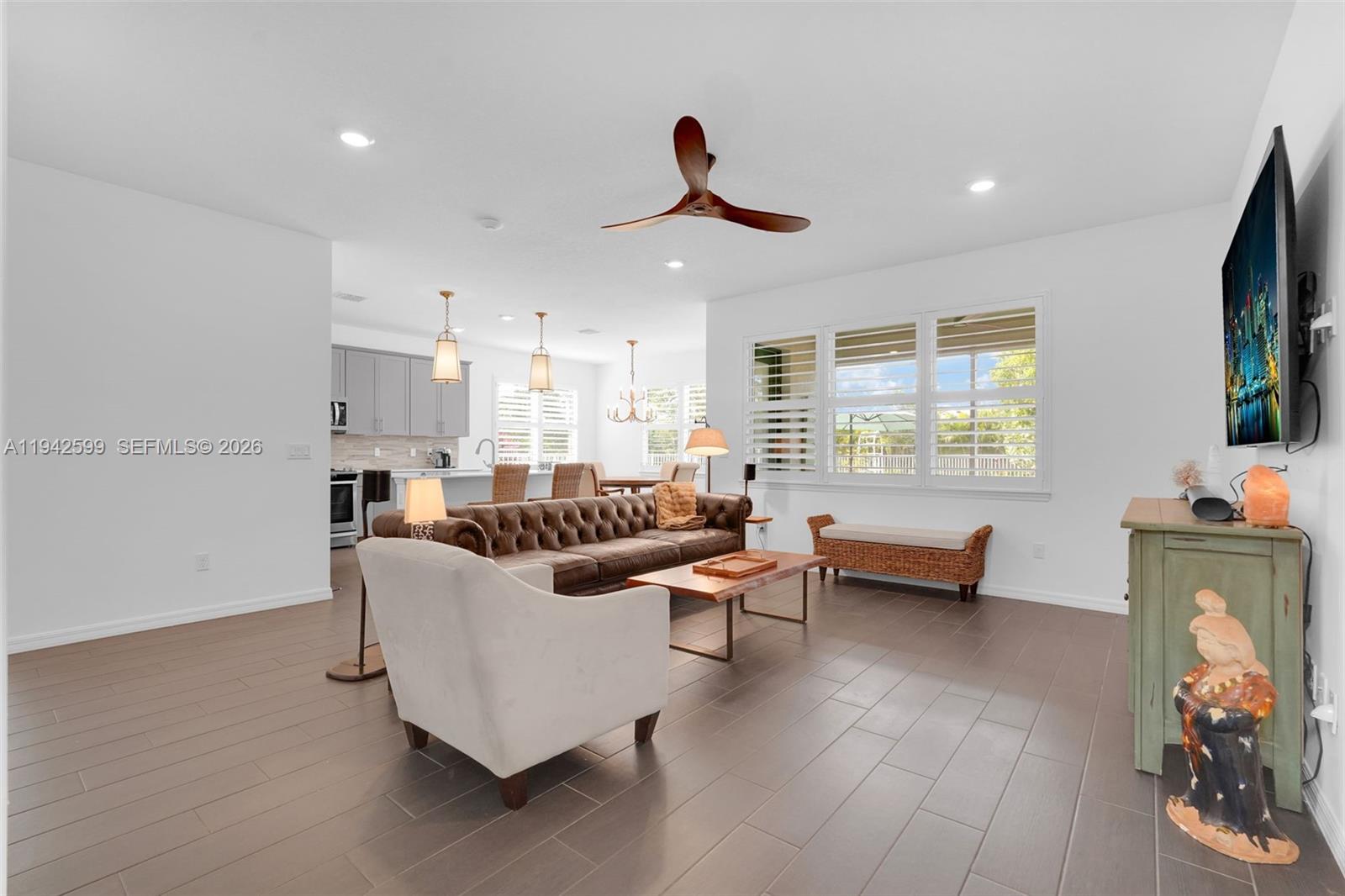 1612 Trailhead Terrace Hollywood, FL 33021 - Photo 7 of 53