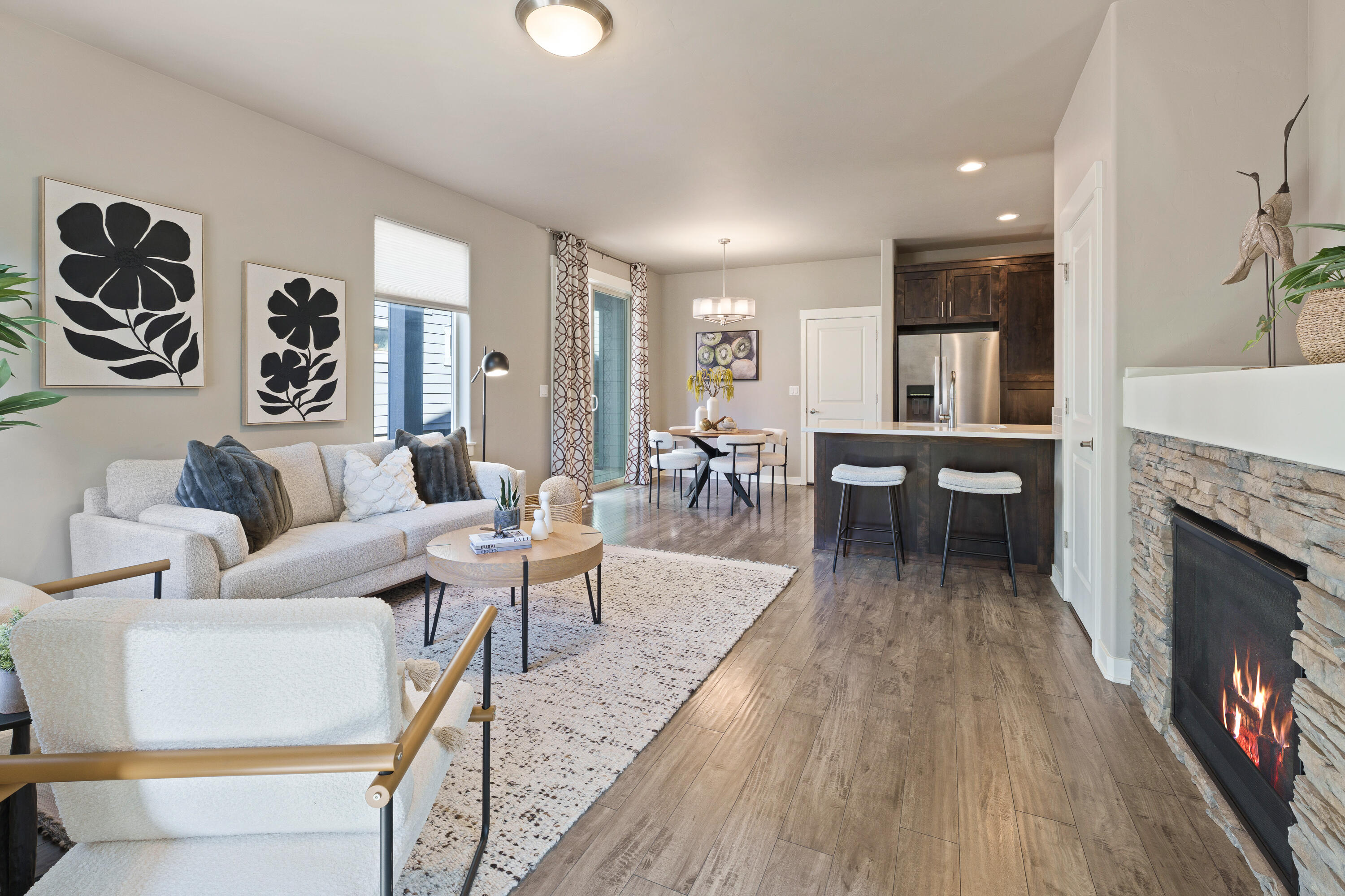 20860 Sotra Loop Bend, OR 97702 - Photo 4 of 38 DSC02346