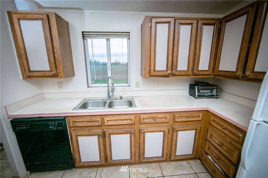 5781 Aldrich Road Bellingham, WA 98226 - Photo 17 of 22 Gallery Image 17