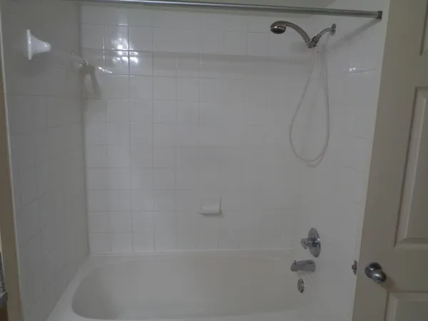 $1,800 | 3627 Northwest Adriatic Lane, Unit 106, Jensen Beach, FL 34957