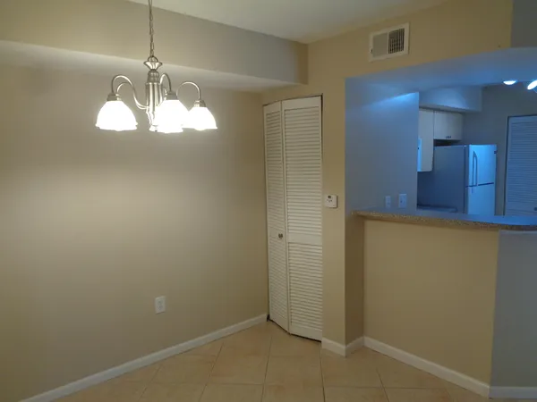 $1,800 | 3627 Northwest Adriatic Lane, Unit 106, Jensen Beach, FL 34957
