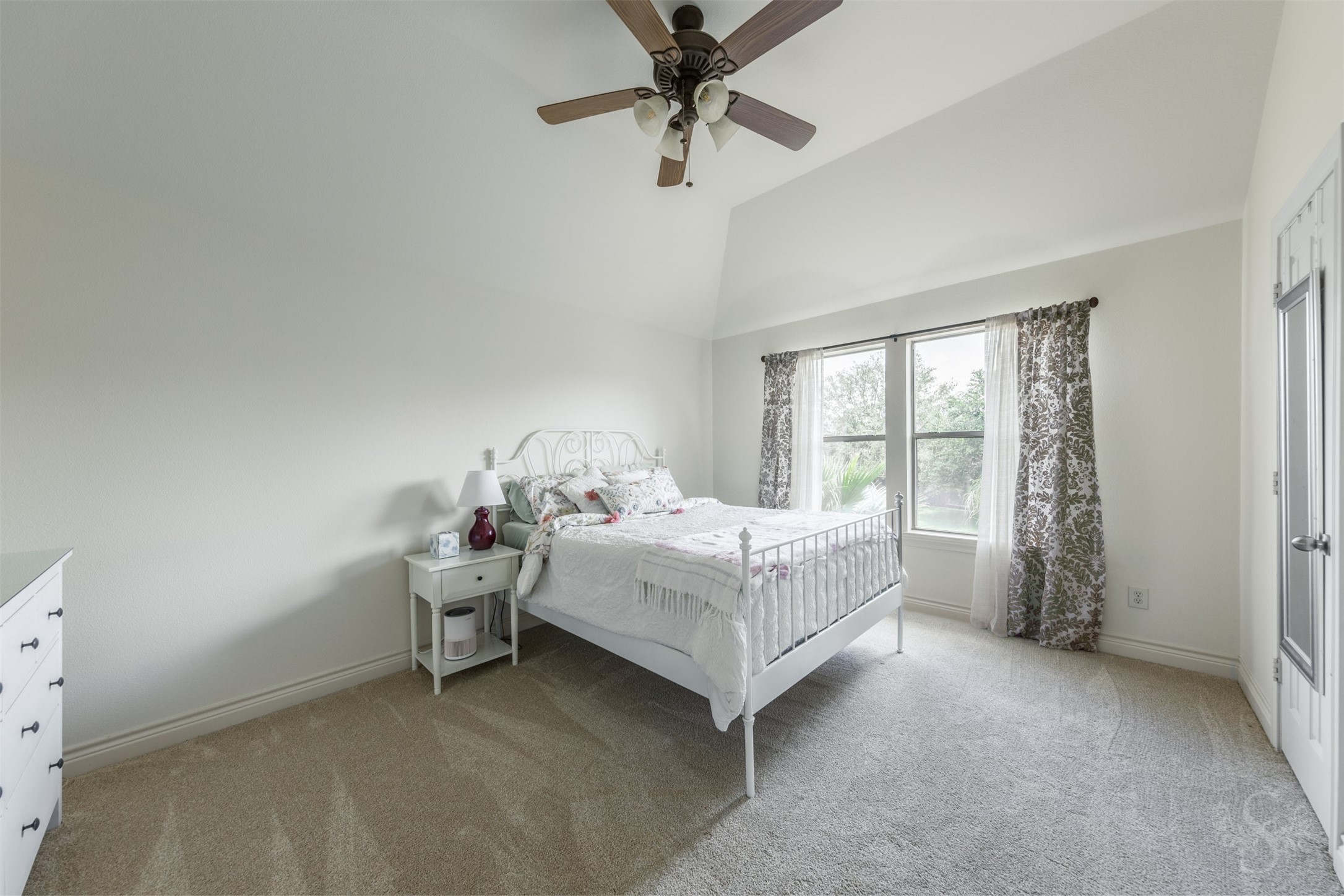 3919 Bianca Spring Lane Katy, TX 77494 - Photo 34 of 50 Bedroom #4, located upstairs.