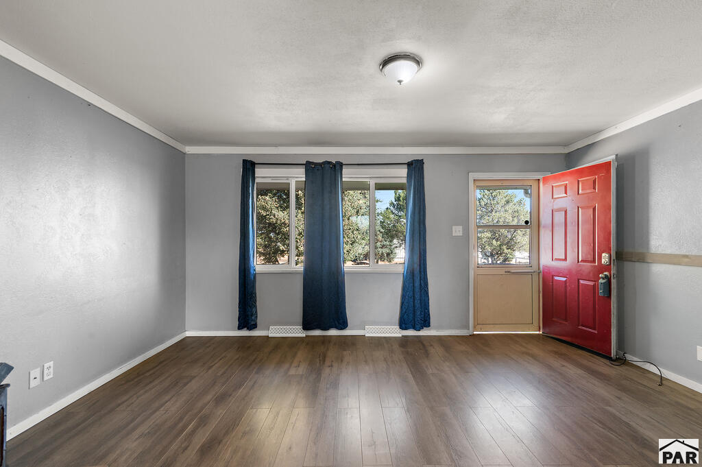 25822 Hillside Road Pueblo, CO 81006 - Photo 2 of 35 Gallery Image 2