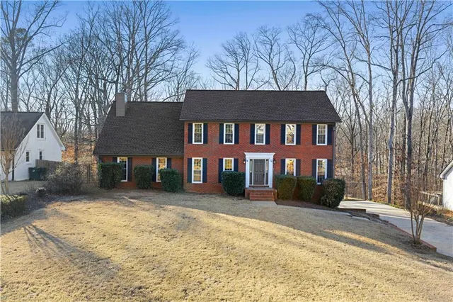 $699,900 | 3950 West Cooper Lake Drive Southeast, Smyrna, GA 30082