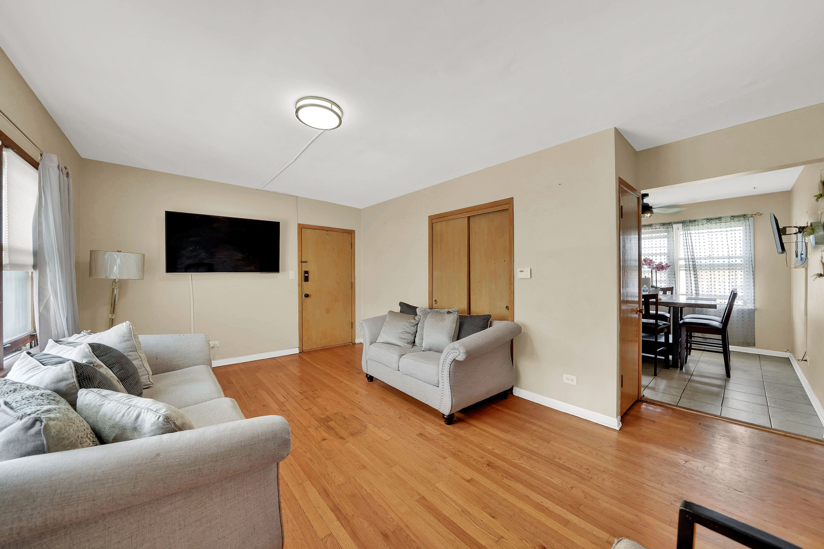 5550 South Pulaski Road Chicago, IL 60629 - Photo 15 of 37 Gallery Image 15