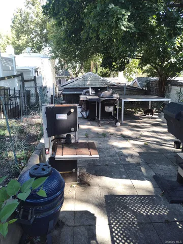 $599,000 | Undisclosed Address | Maspeth