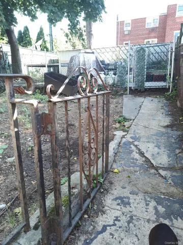 $599,000 | Undisclosed Address | Maspeth