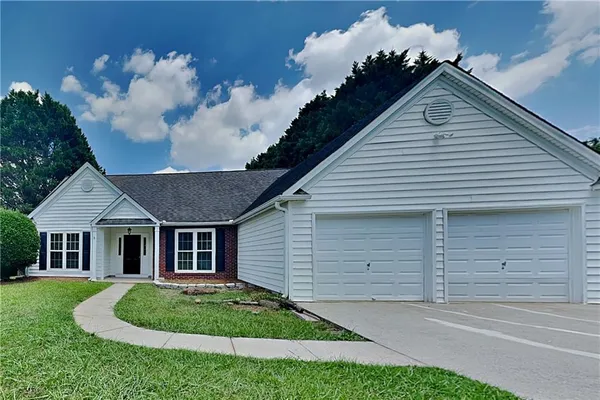 $2,000 | 111 Meadowview Lane, Powder Springs, GA 30127