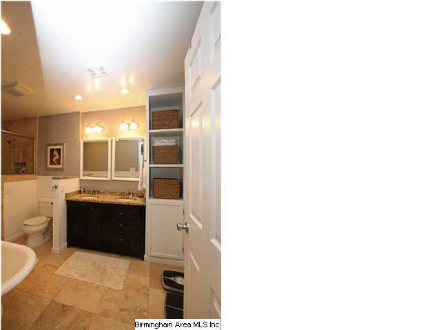 2724 Shades Crest Road Birmingham, AL 35216 - Photo 17 of 25