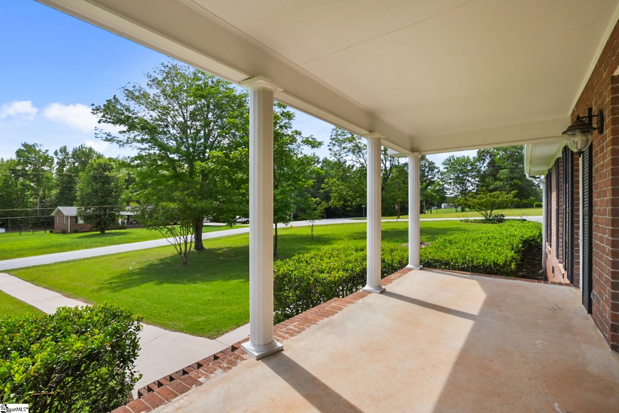 16 Farmington Trail Travelers Rest, SC 29690 - Photo 2 of 48