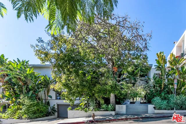 $624,900 | 1145 Larrabee Street, Unit 6, West Hollywood, CA 90069