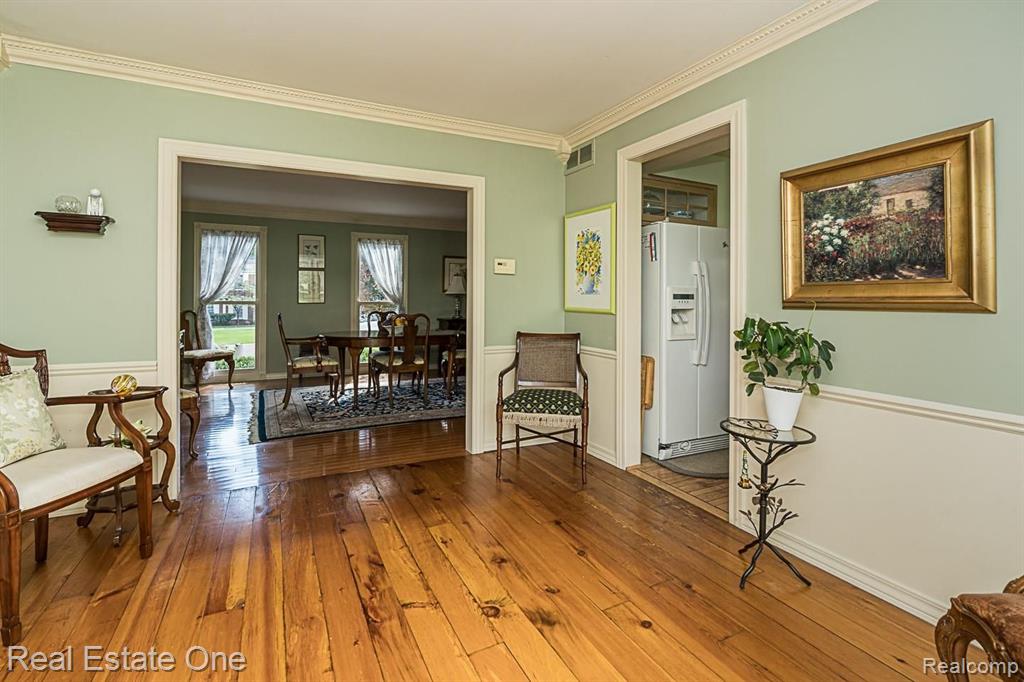 1380 Chestnut Circle Rochester Hills, MI 48309 - Photo 9 of 46