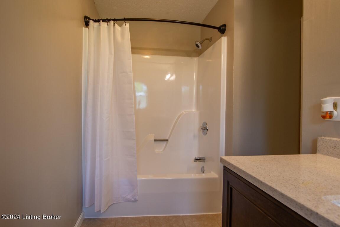 6760 Shepherdsville Road Elizabethtown, KY 42701 - Photo 46 of 78 6760 Shepherdsville Rd-45